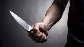 Момче избодено со нож на градскиот плоштад во Кичево Момче избодено со нож на градскиот плоштад во Кичево