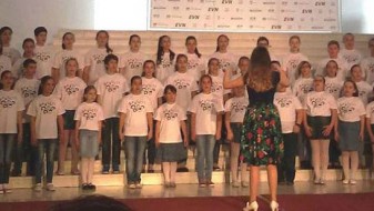 „Пролетна приказна“-премиера за најмладите на МОБ „Пролетна приказна“-премиера за најмладите на МОБ