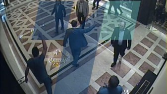 (ВИДЕО) Седум пратеници од коалицијата на ВМРО-ДПМНЕ учествувале во отворањето на вратата на Собранието (ВИДЕО) Седум пратеници од коалицијата на ВМРО-ДПМНЕ учествувале во отворањето на вратата на Собранието