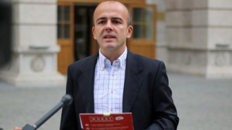 ВМРО-ДПМНЕ: Тевдовски во својот познат конфузен стил зборуваше за презадолженост на државата ВМРО-ДПМНЕ: Тевдовски во својот познат конфузен стил зборуваше за презадолженост на државата