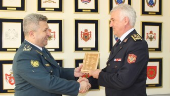 Началникот на Генералштабот на АРМ во официјална посета на војската на Црна Гора Началникот на Генералштабот на АРМ во официјална посета на војската на Црна Гора