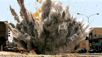 Најмалку 60 загинати во воздушен напад во Јемен Најмалку 60 загинати во воздушен напад во Јемен