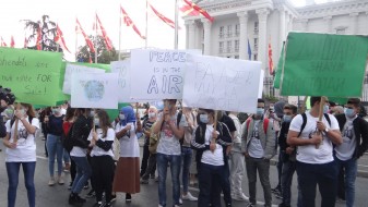 „Воздух за мир“: Марш за чист воздух се одржа во Скопје „Воздух за мир“: Марш за чист воздух се одржа во Скопје