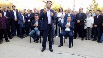 (ВИДЕО) Почна да се реалзира договореното: Заев побара поддршка за ДУИ во Чаир (ВИДЕО) Почна да се реалзира договореното: Заев побара поддршка за ДУИ во Чаир