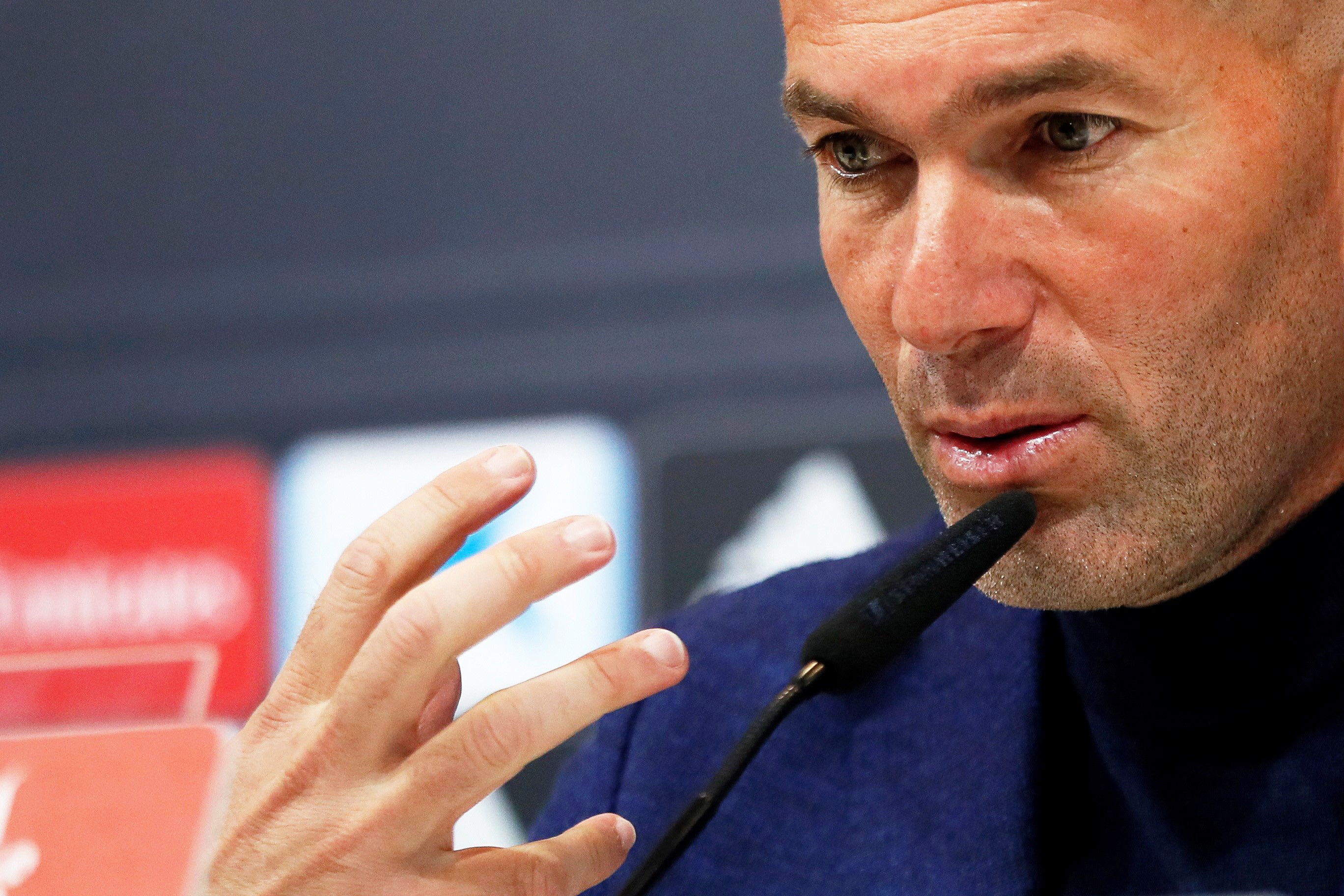 epa06775375 Real Madrid's head coach Zinedine Zidane speaks during a press conference to announce his departure at Santiago Bernabeu stadium in Madrid, Spain, 31 May 2018. Zinedine Zidane said that he has stepped down as Real Madrid head coach after leading the Spanish Primera Division soccer club to three UEFA Champions League titles in a row. EPA-EFE/FERNANDO ALVARADO
