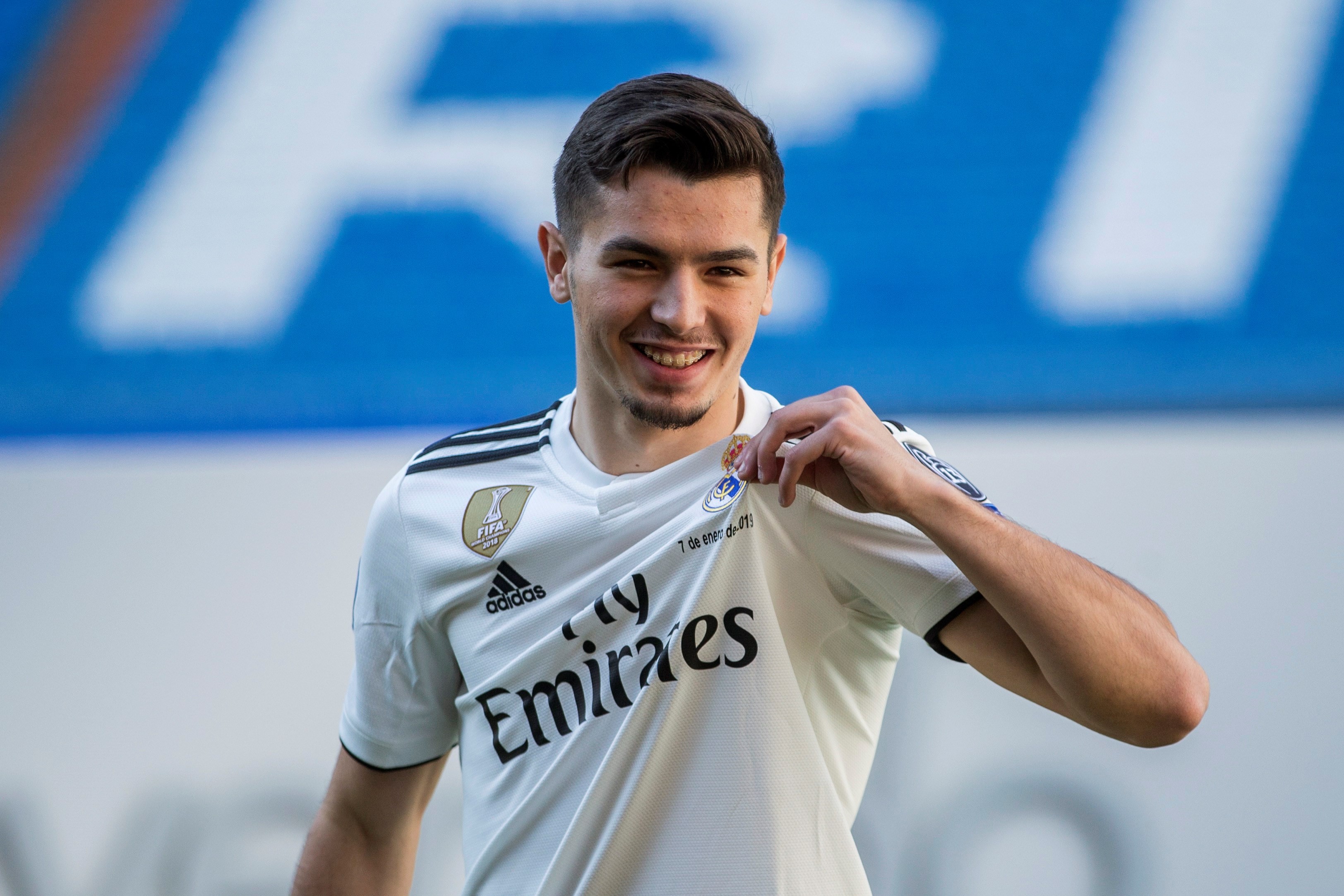 epa07267832 Real Madrid's new midfielder Brahim Diaz poses during his presentation at Santiago Bernabeu stadium in Madrid, Spain, 07 January 2019. EPA-EFE/Rodrigo Jimenez