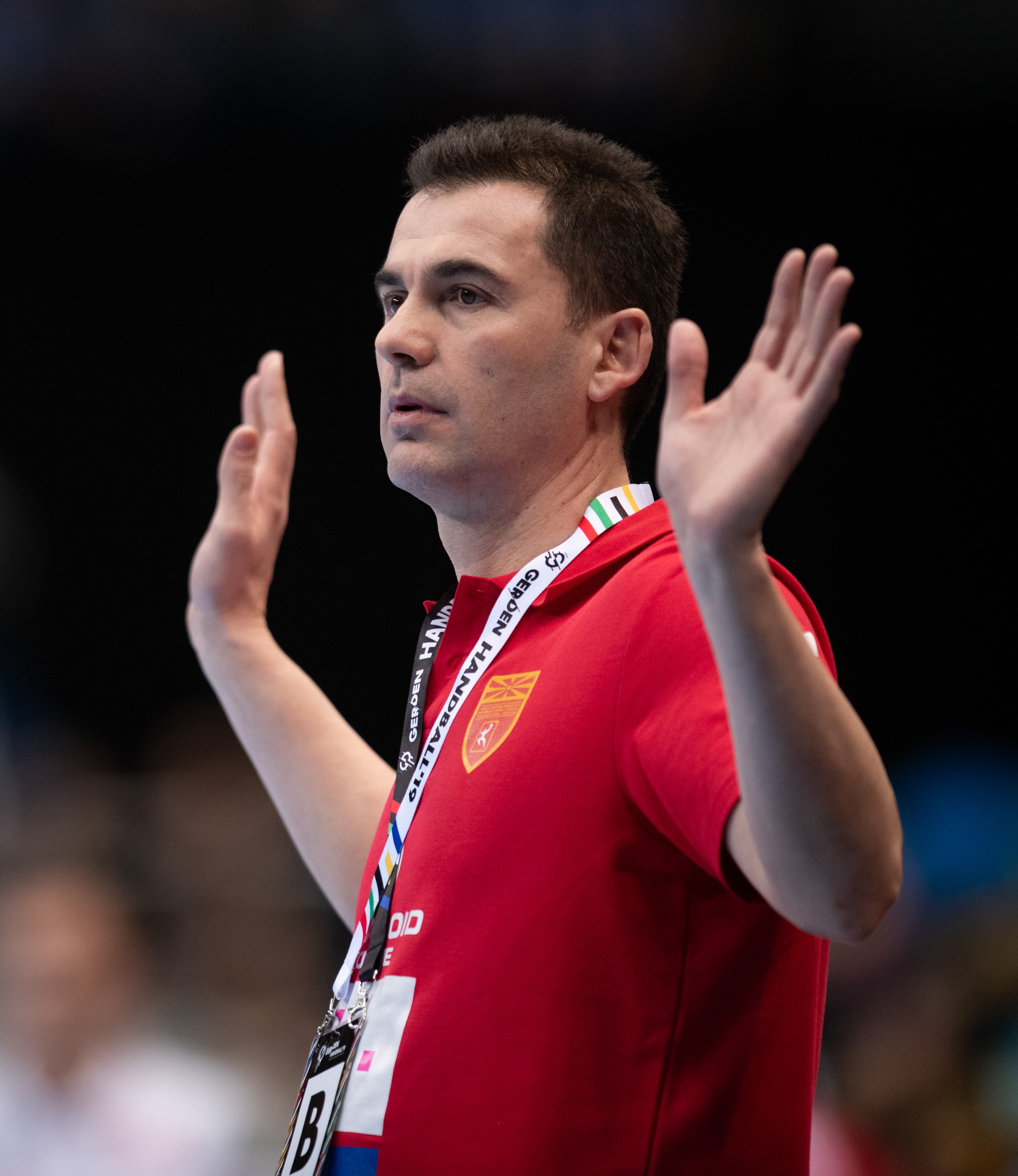epa07279907 Coach Raul Gonzalez Gutierrez of Macedonia reacts during the IHF Men's Handball World Championship match between Macedonia and Bahrain in Munich, Germany, 13 January 2019. EPA-EFE/DANIEL KOPATSCH