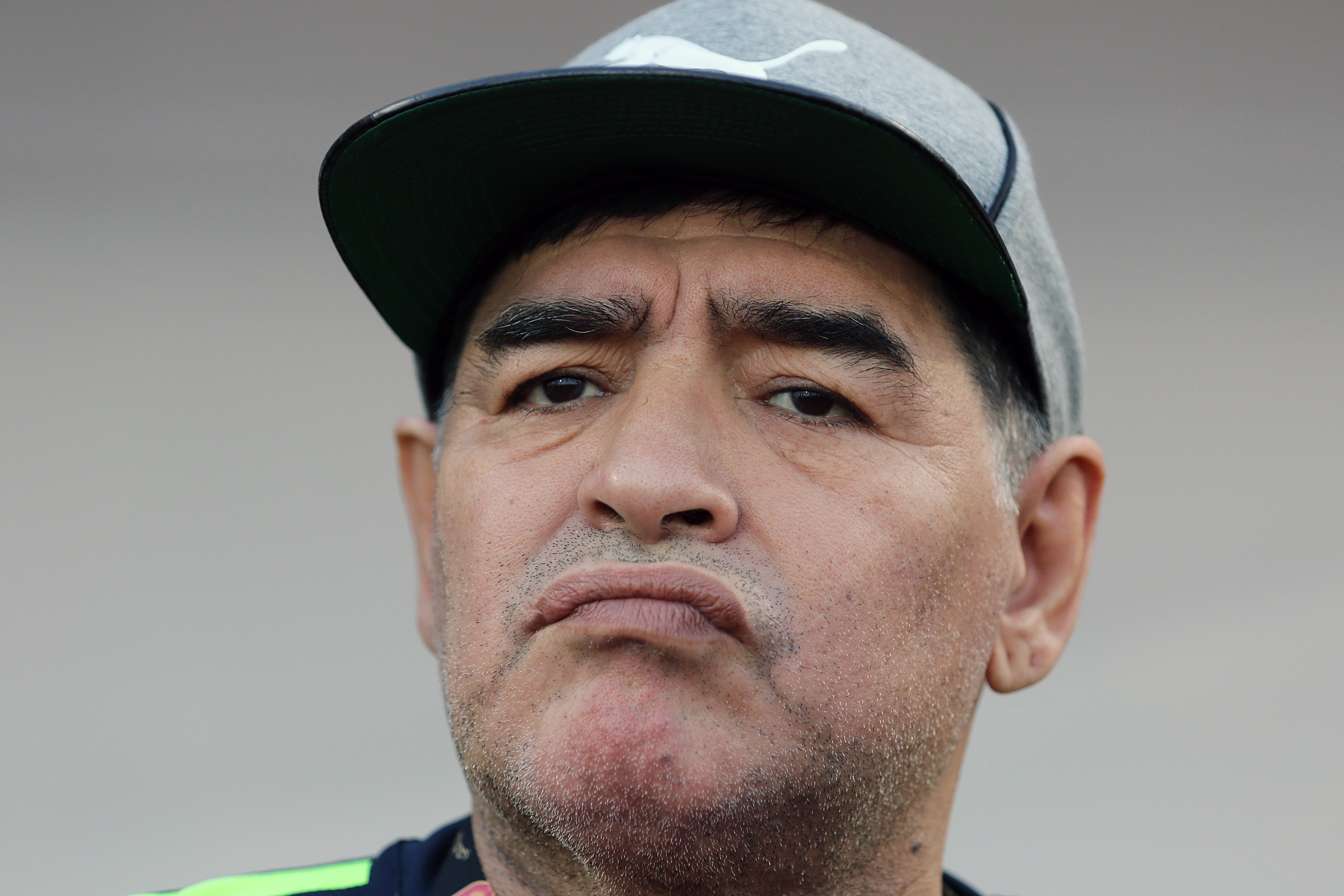 epaselect epa06632561 Fujairah FC manager Diego Armando Maradona during a friendly soccer match between Fujairah FC from UAE and Al-Ahly SC from Egypt on oaccasion of the 50th anniversary of Fujairah club, at the Fujairah Football Club stadium in Fujairah, United Arab Emirates, 27 March 2018. EPA-EFE/MAHMOUD KHALED