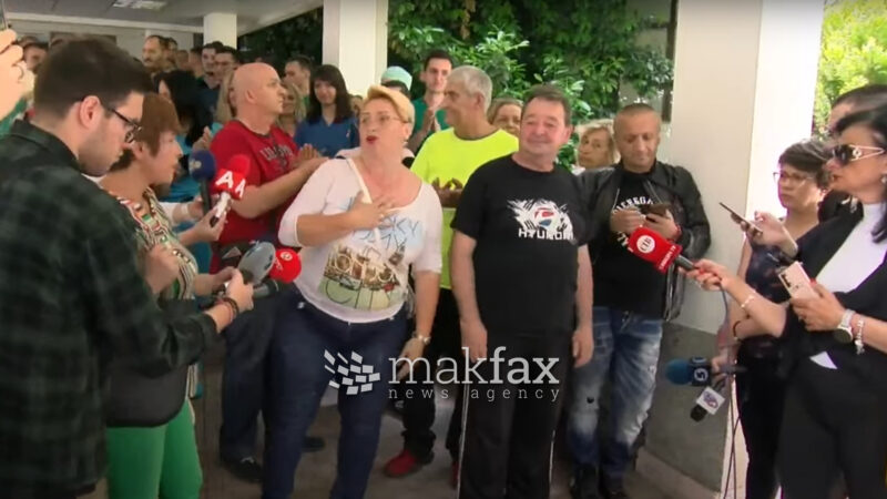 (Видео) Револт за разрешувањето на Јовев, пациенти пред Кардиологија: Срамота е ова што се прави