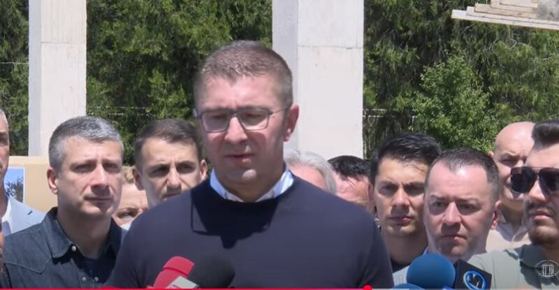 (Видео) Таравари е одлучен да се врати во прегратките на Али Амети и ДУИ, следната недела ќе имаме завршно пиење кафе, вели Мицкоски