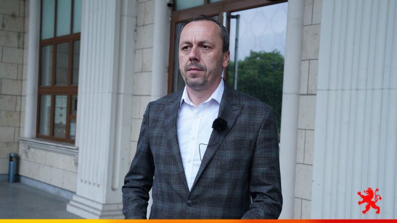 Петрушевски: Тужбата за клевета нема да го испере Заев, стојам зад секој кажан збор