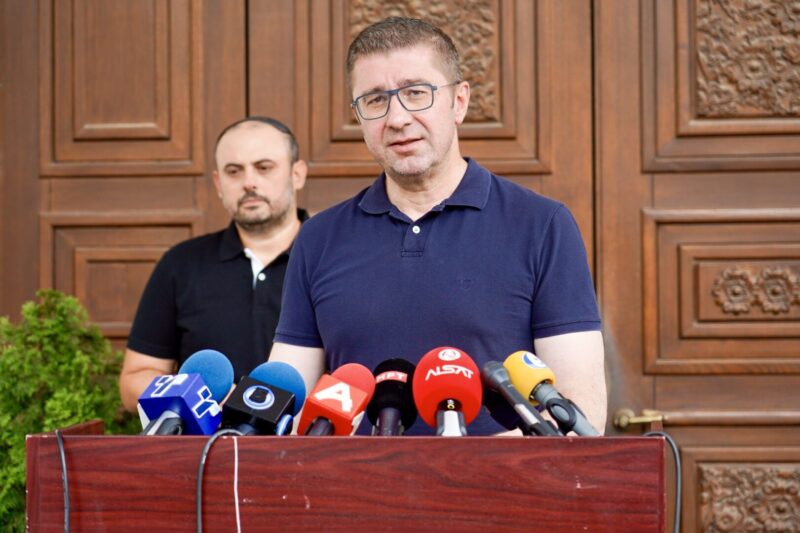 Орце Ѓорѓиевски ќе има задача да го врати Скопје на скопјани, рече Мицкоски презентирајќи го кандидатот за градоначалник