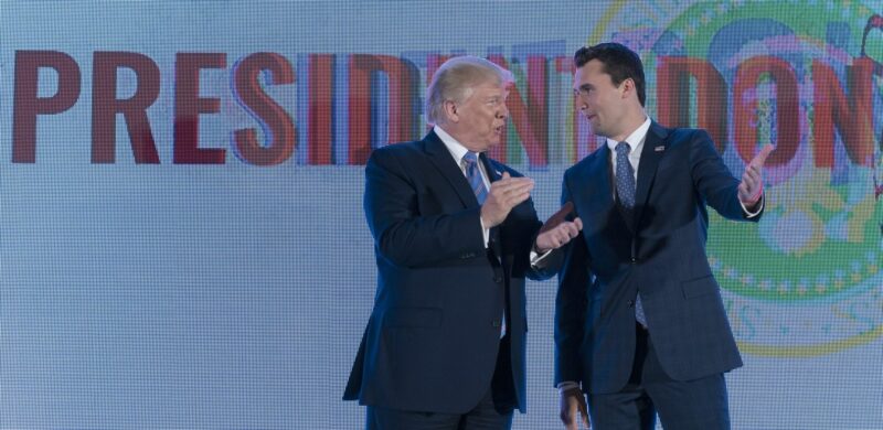 Сојузникот на Трамп убиен во атентат, ФБИ приведе осомничен, па го пушти