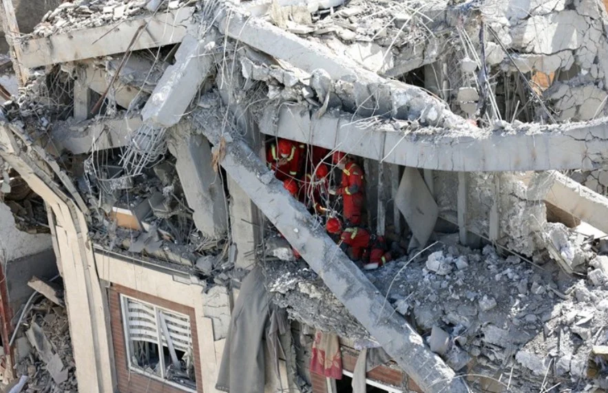 Напади врз станбени згради, најмалку 20 загинати цивили, јавуваат иранските медиуми