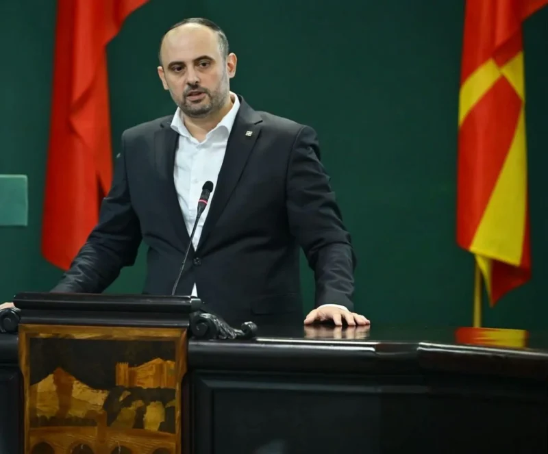 (Видео) „Ѓорѓиевски најавува дигитална платформа за пријавување диви депонии – наша иницијатива што претходно беше одбиена од ДПМНЕ“, велат од Левица